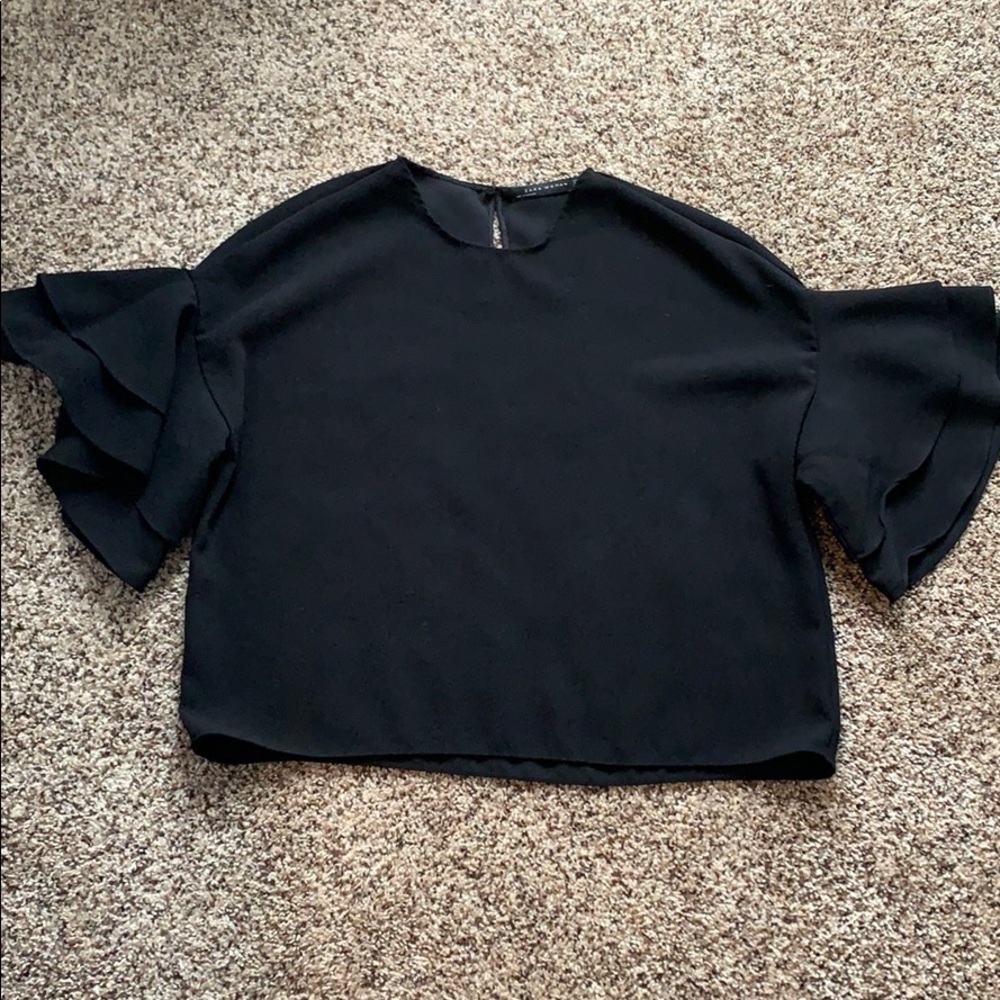 Zara ruffle sleeve cropped top
